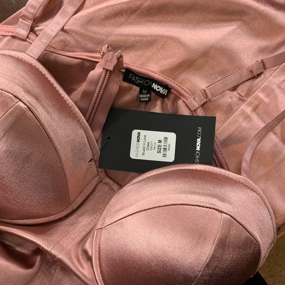 Fashion nova mauve midi dress - Picture 5 of 5